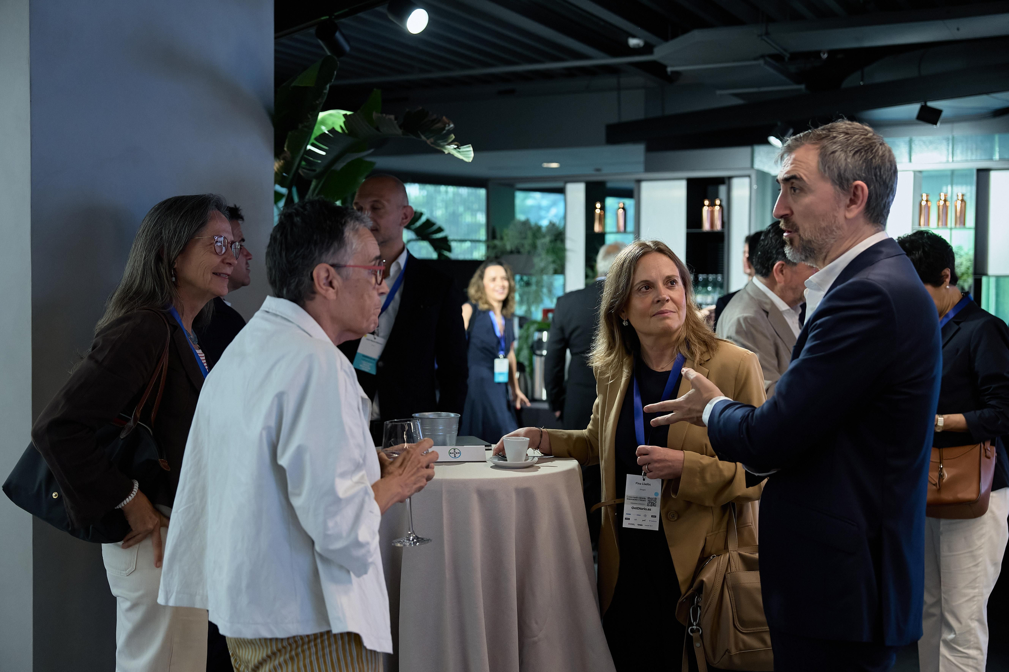 Participantes del foro comparten ideas y experiencias en el desayuno inaugural con Olga Pané, consellera de Salut de la Generalitat de Catalunya