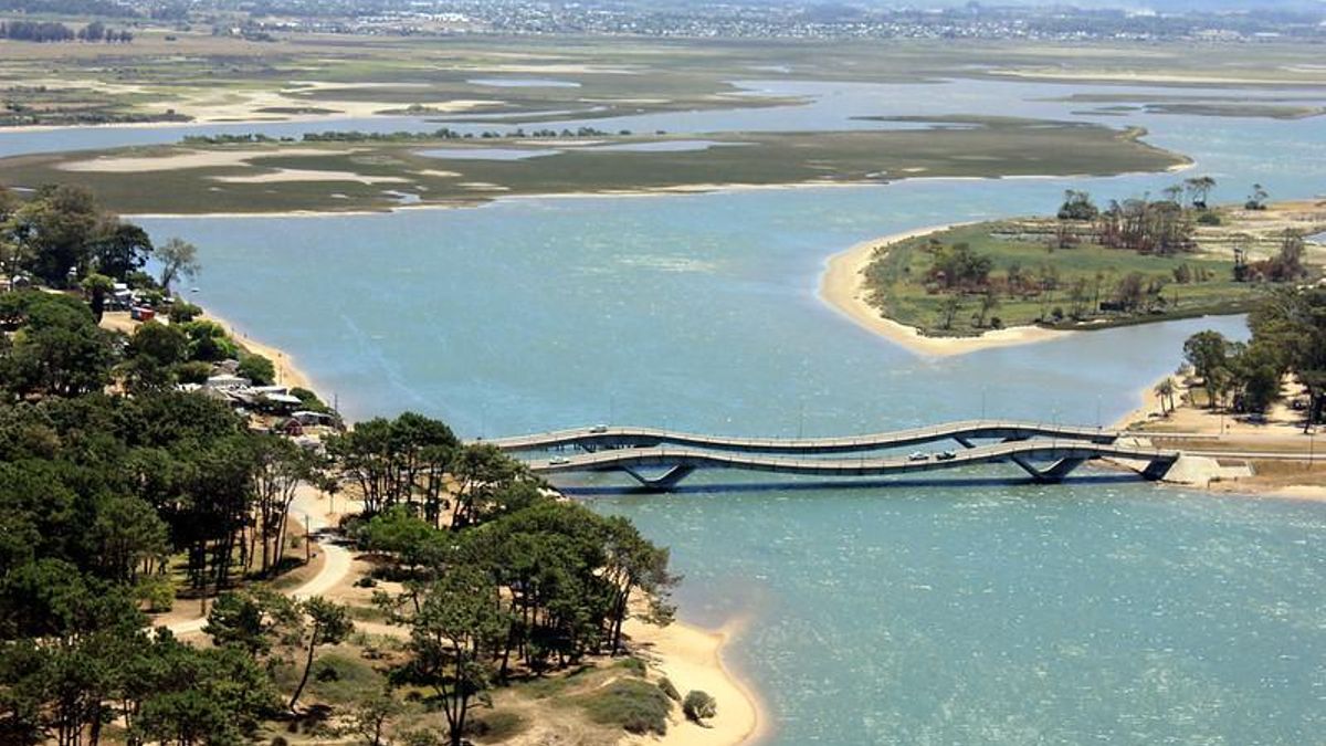Bañados y Puente de la Barra (Uruguay)