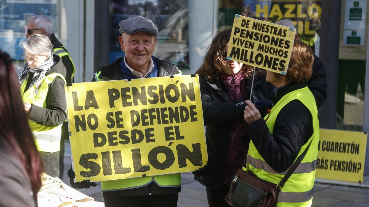 La Plataforma Ciudadana de Córdoba para la Defensa del Sistema Público de Pensiones informa de asuntos de actualidad nacional