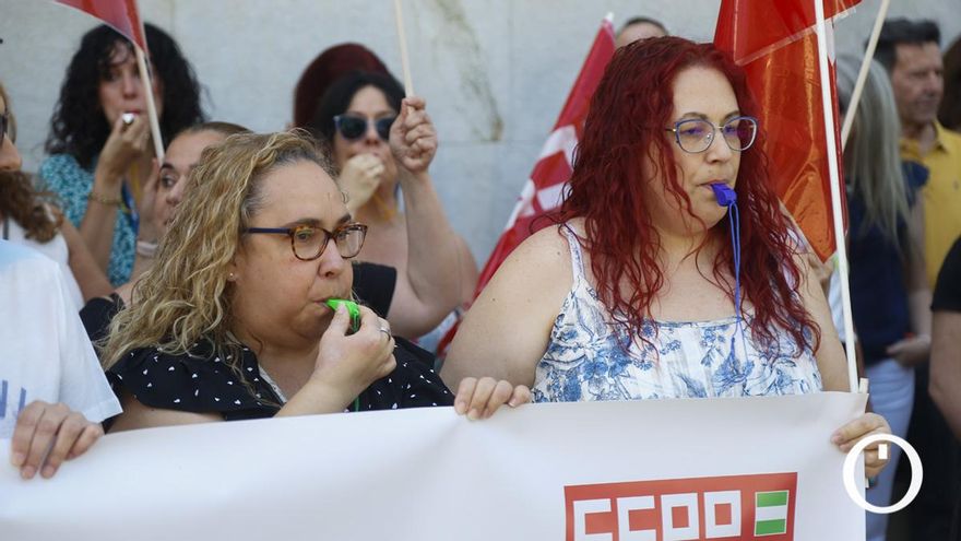 “Nos tratan como a números, pero somos personas”: tres historias de la plantilla cordobesa de Atento