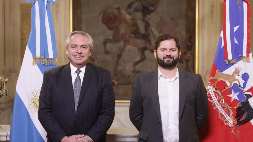 Diario de Boric en Buenos Aires: desapego al protocolo, Malvinas y un encuentro con Cristina que no fue