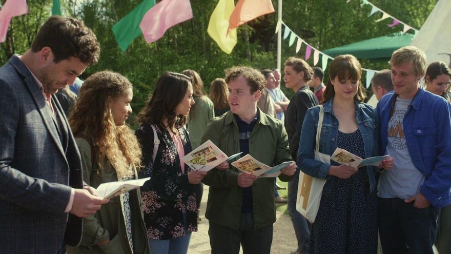 "Tengo amigos a los que ya no veo sin sus novias": el eterno debate sobre cómo compaginar amistades y pareja