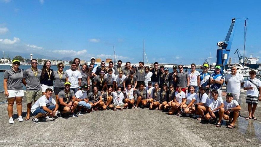 El Club Amigos del Piragüismo, campeón de España de kayak de mar
