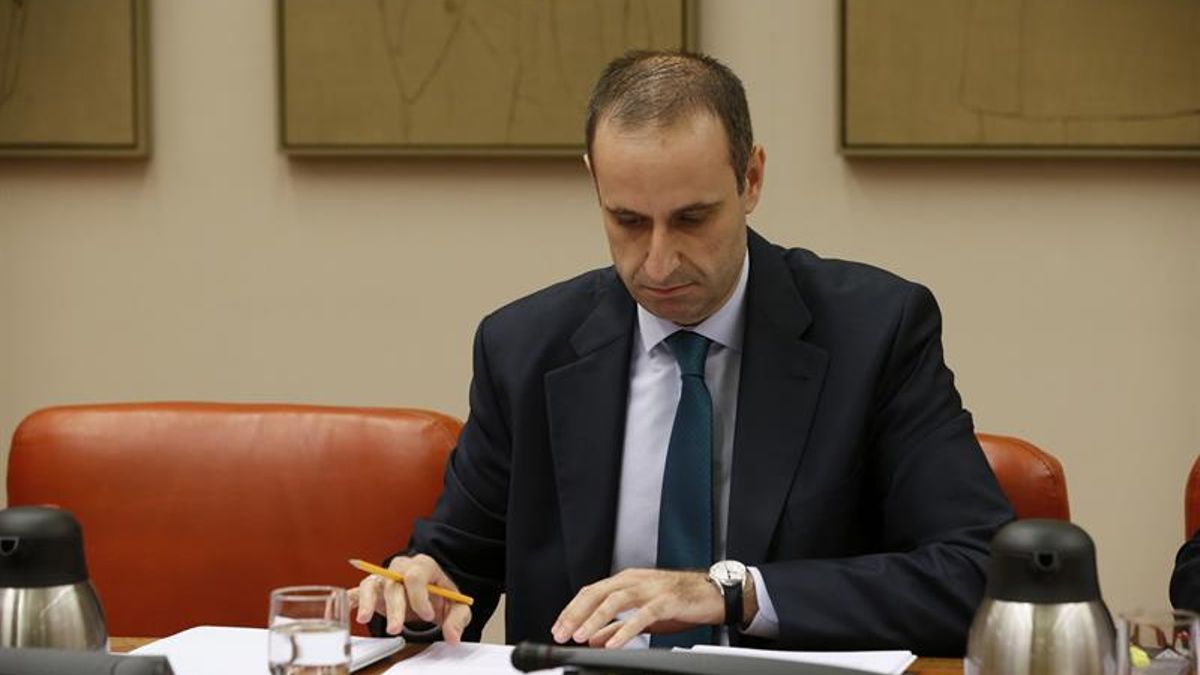 El FROB ve "una alternativa razonable" la fusión de Bankia y BMN
