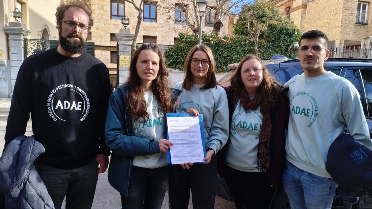 Docentes de asturiano y eonaviego recurren ante el Defensor del Pueblo el rechazo a crear sus especialidades