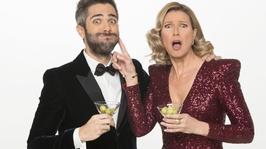 Roberto Leal y Anne Igartiburu posan como pareja de Campanadas en TVE