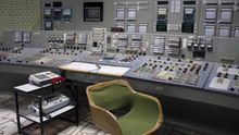 Detalle de la sala control número 3 de la central nuclear de Chernobil, en Ucrania.