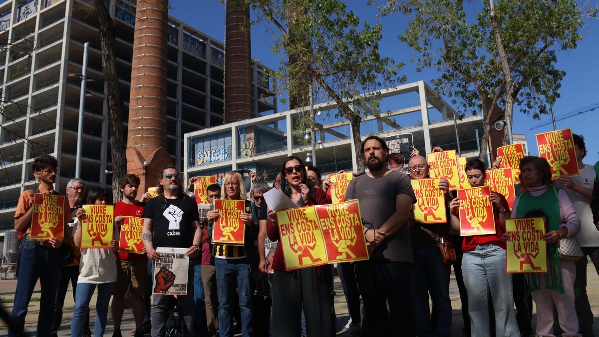 Sindicatos de inquilinos y de trabajadores se unen en Catalunya para avanzar hacia una huelga general en 2027