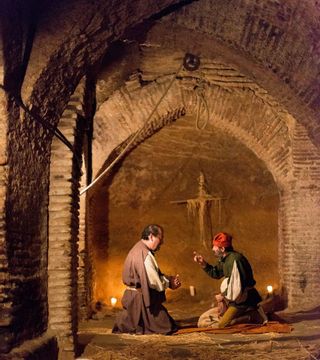Representación teatral en una cueva de La Puebla de Montalbán