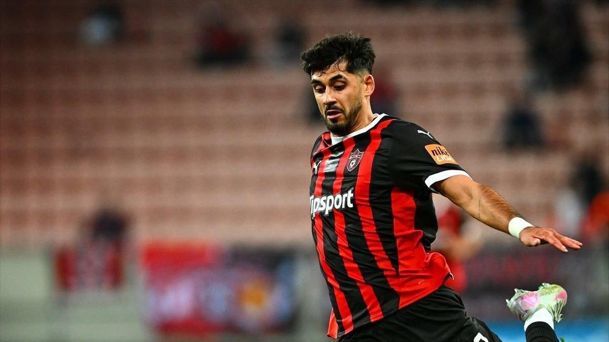 El CD Tenerife refuerza el lateral izquierdo con Roko Jureškin