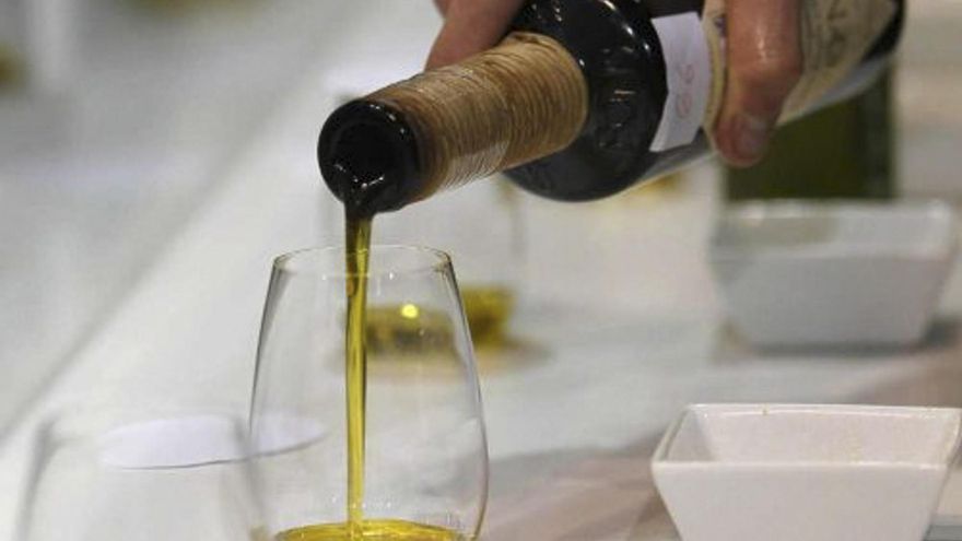 Una investigación de la UR logra que el aceite de oliva sea más resistente a la fritura y mantenga sus propiedades