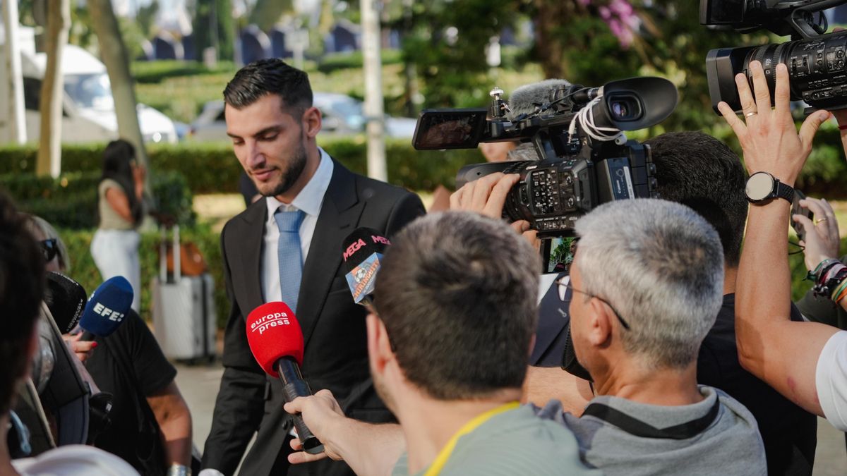Claves del juicio a Rafa Mir: un chalet de lujo, un 'after' en la piscina y dos versiones que difieren en el consentimiento