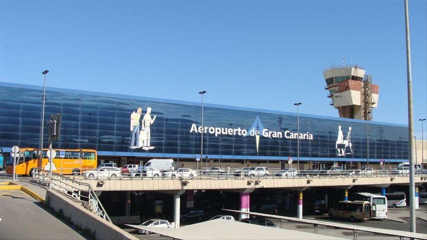 Denunciados varios viajeros procedentes de Londres por negarse a usar mascarilla a su llegada al aeropuerto de Gran Canaria