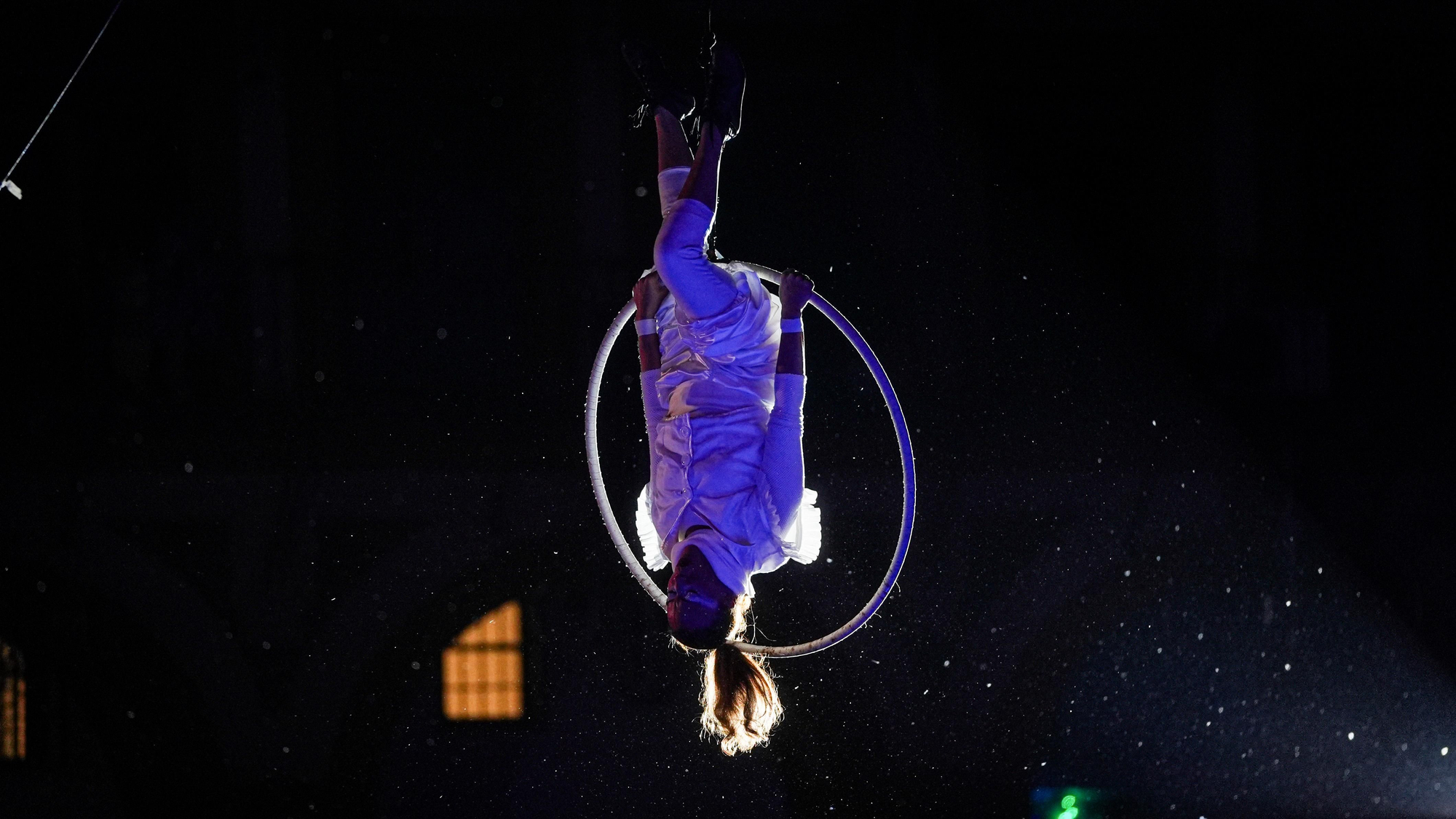 Espectáculo de acrobacias en la Corredera