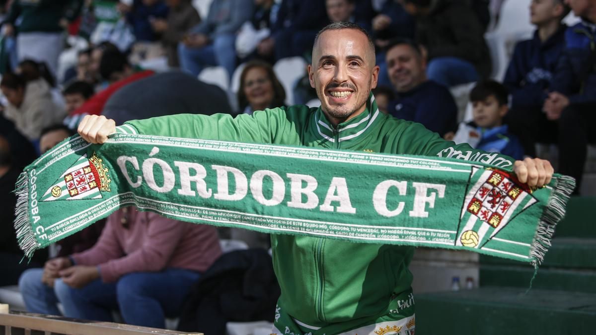 Grada Blanquiverde del Córdoba CF - SD Eibar