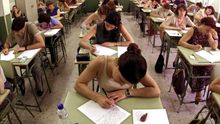 Imagen de archivo de una oposición de docentes.