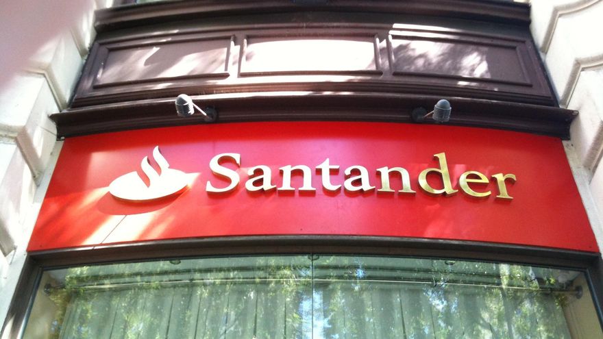 Banco Santander negocia con los sindicatos un plan de prejubilaciones, de entrada, para mayores de 55 años