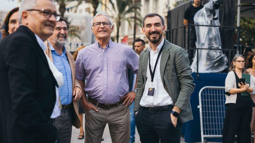 Adolf Beltran, Ada Colau, Arsenio Escolar, Joan Ribó e Ignacio Escolar.