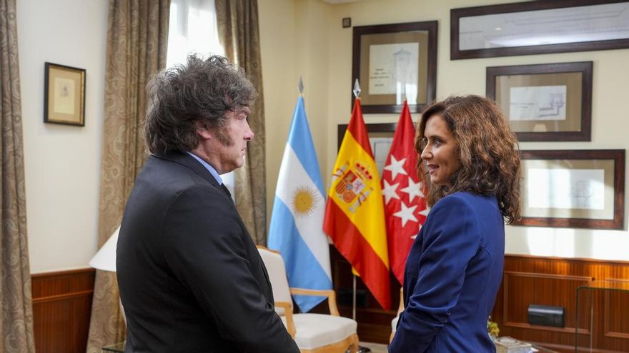 Ayuso insiste en el fantasma del fraude electoral con la ley de nietos en su reunión a puerta cerrada con Milei