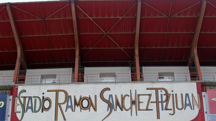 Operación policial: detenidos 34 personas en Sevilla, Pamplona y Málaga por violencia en el deporte