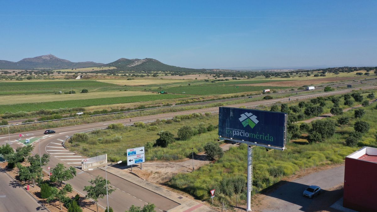 La empresa china Hunan Yuneng cierra la compra del suelo para su fábrica de cátodos en Mérida