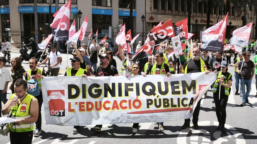Clases a 9°C en invierno y a 32 en verano: Inspección de Trabajo obliga al Gobierno valenciano a climatizar las aulas de 15 centros