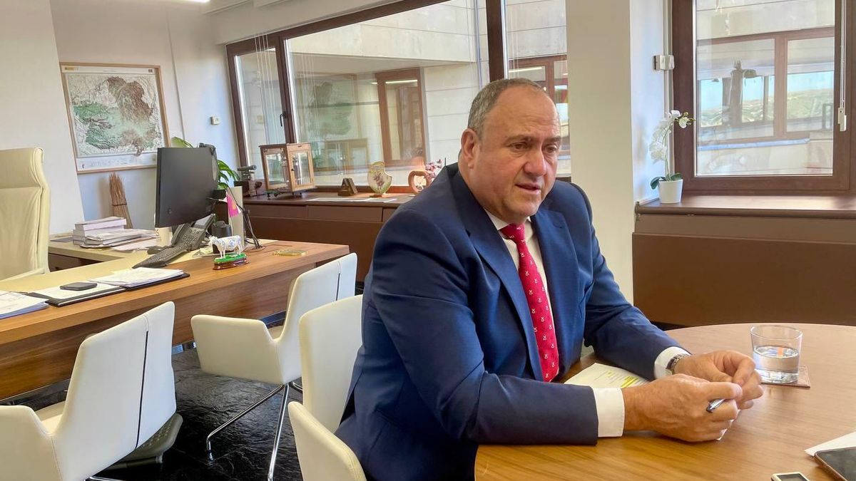 El consejero de Agricultura de Castilla-La Mancha: “La nueva PAC es el caldo de cultivo perfecto para un otoño caliente"