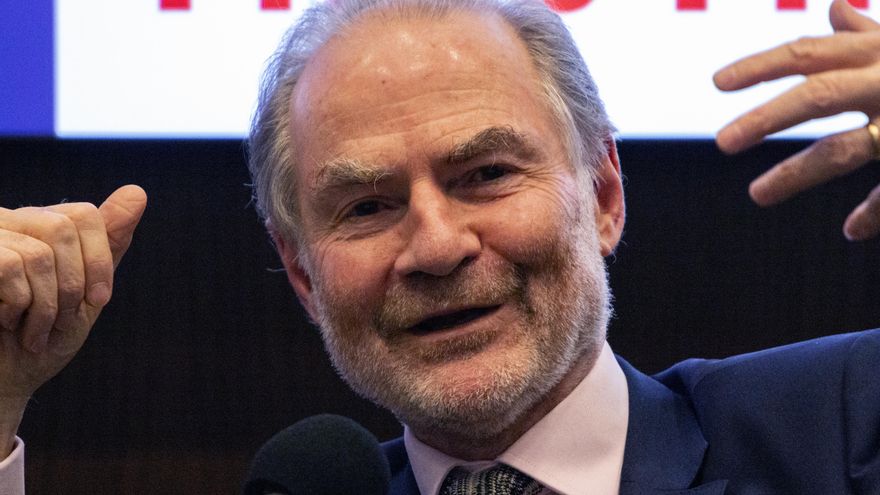 Timothy Garton Ash: "Los europeos deberíamos ponernos en lo peor y actuar como si EEUU no fuera ya nuestro gran aliado"