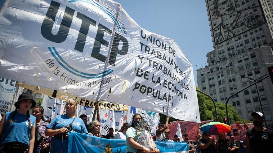 La UTEP realiza una nueva jornada nacional de "ollas vacías contra el hambre"
