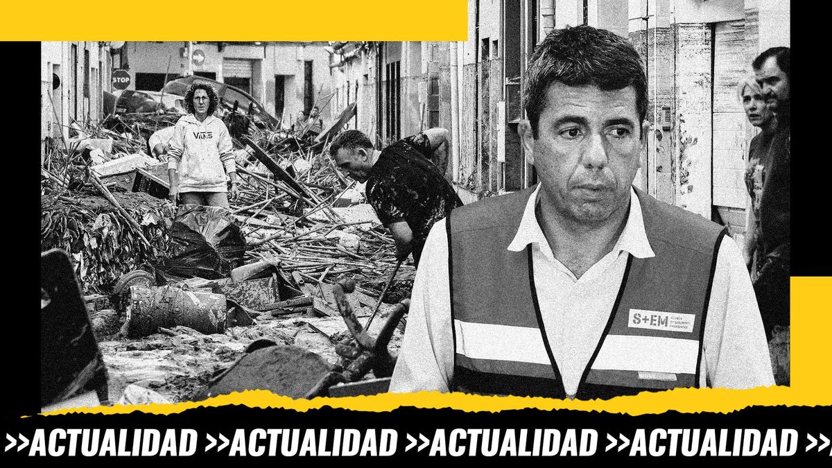 Montaje: Carlos Mazón en una visita al centro de emergencias valenciano sobre una foto de una calle de Paiporta tras la DANA de 2024
