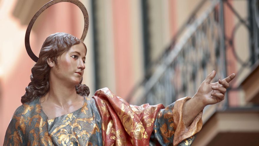 Murcia revive con emoción un Viernes Santo con su procesión de 'los Salzillos'