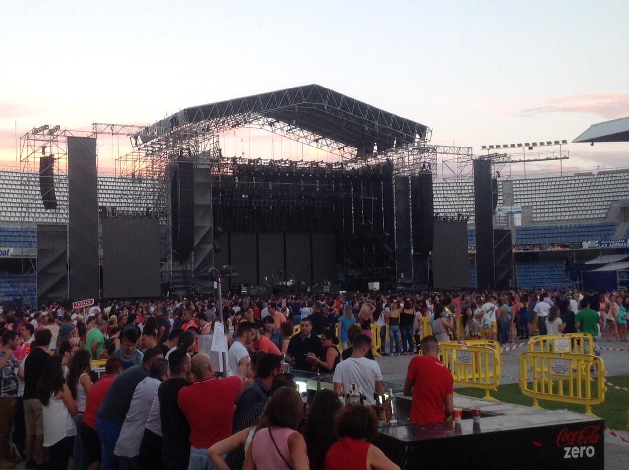 Escenario del concierto de Maná en Santa Cruz de Tenerife (TENERIFE AHORA)
