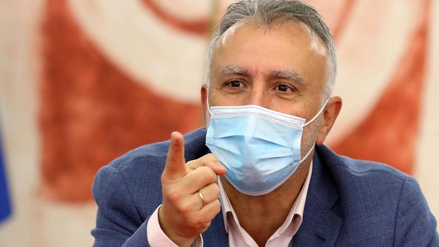 Torres pide a los canarios no salir en Fin de Año para "no poner en juego la salud y la economía"