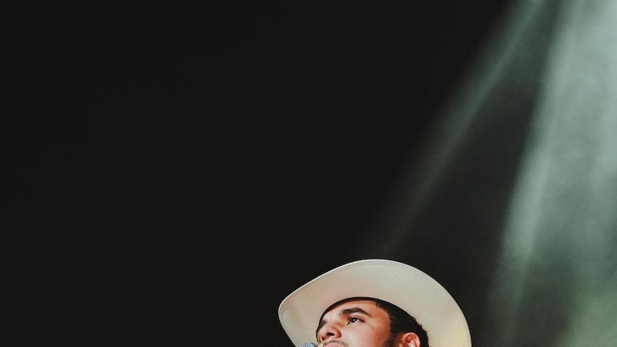 El cantante de regional mexicano Edgardo Núñez lanza su nuevo EP, 'En vivo desde Houston'