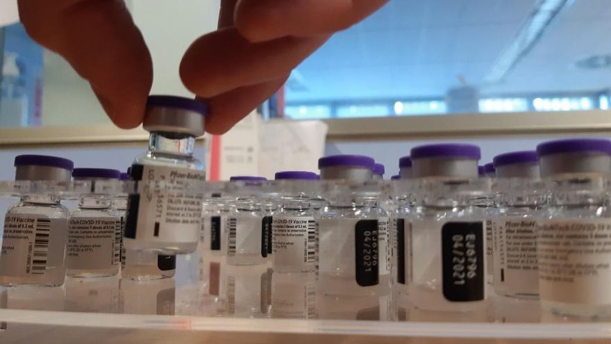 Algunas de las primeras 775 dosis de la vacuna contra el coronavirus que han llegado a la Comunitat Valenciana.