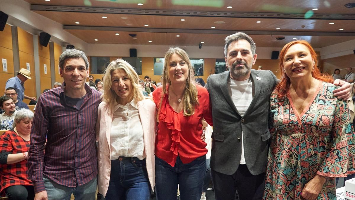 La vicepresidenta segunda del Gobierno y líder de Sumar, Yolanda Díaz, participa en un acto electoral en Vitoria junto con la candidata a lehendakari de esta formación, Alba García