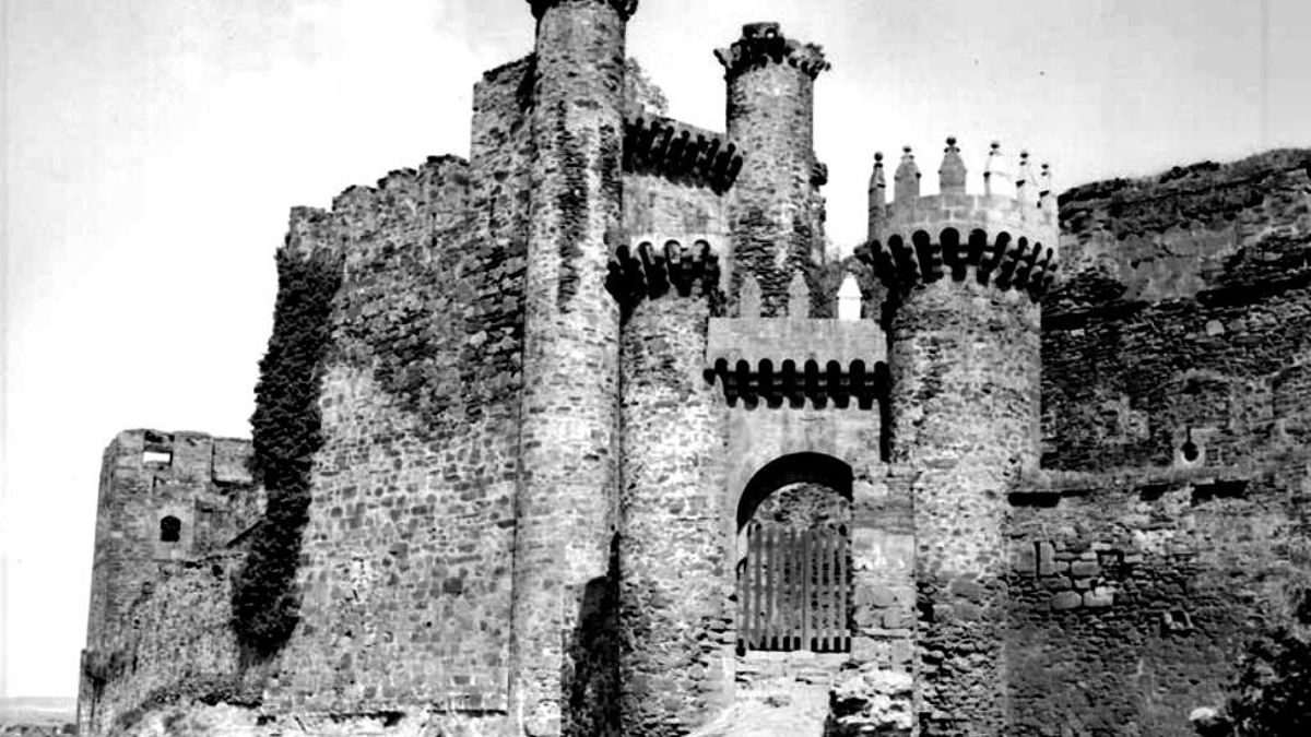 Los militares fusilan sumariamente al alcalde de Ponferrada, Juan García Arias