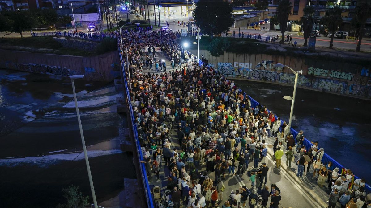 Dos marchas se funden en el barranco del Poyo para exigir verdad y justicia por la dana en el segundo aniversario de la tragedia