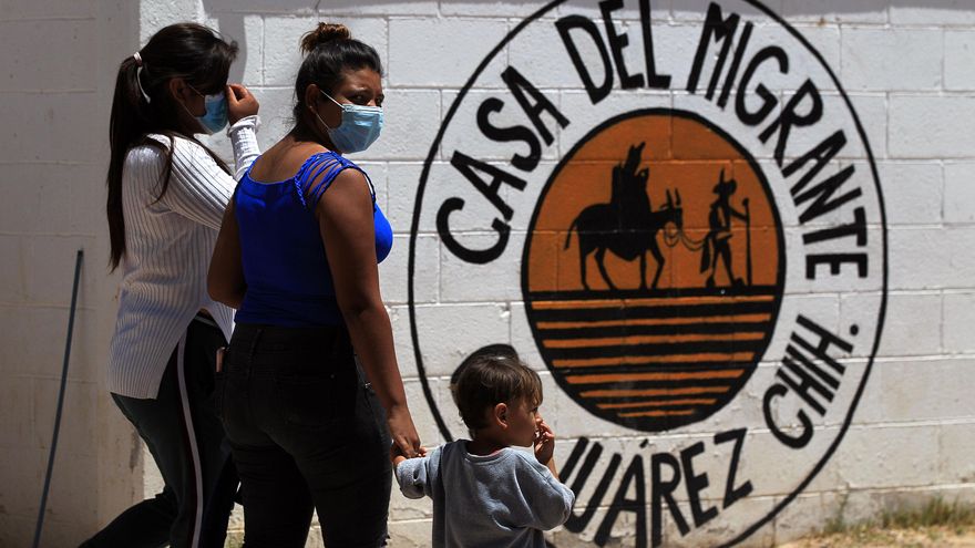 Desilusión e incertidumbre invaden a los migrantes en mexicana Ciudad Juárez