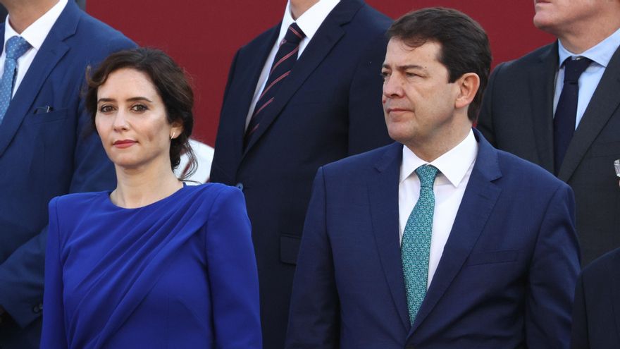 La presidenta de la Comunidad de Madrid, Isabel Díaz Ayuso y el presidente de la Junta de Castilla y León, Alfonso Fernández Mañueco.