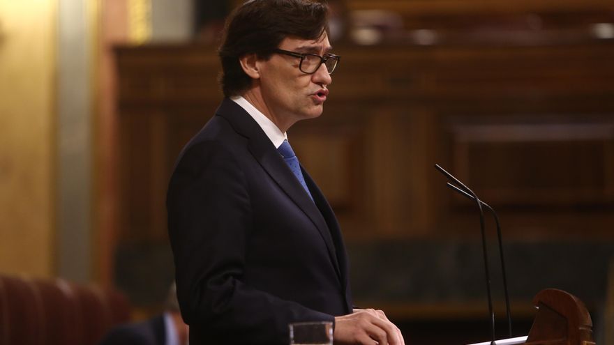 El ministro de Sanidad, Salvador Illa, interviene durante una sesión plenaria en la que el Gobierno solicita al Congreso la prórroga del estado de alarma.
