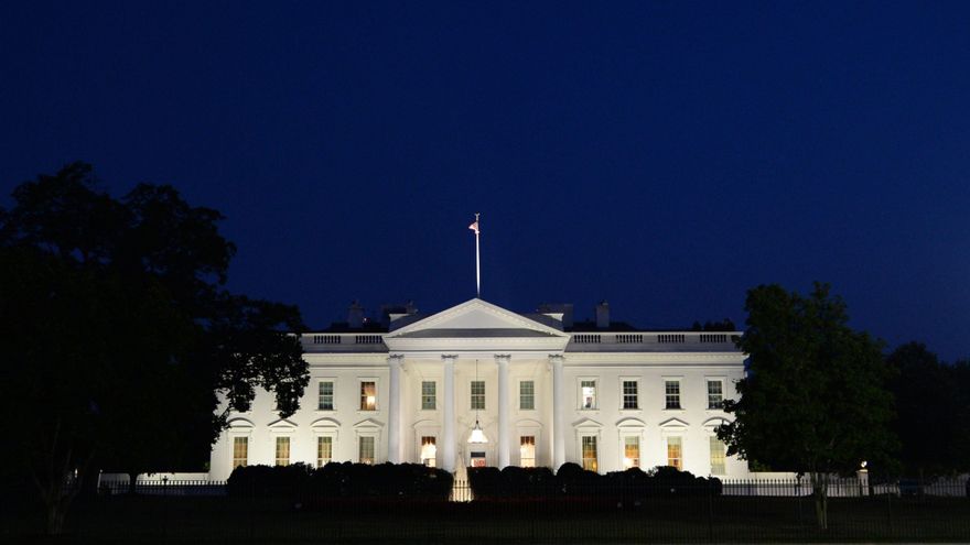 Estados Unidos inicia un cierre de gobierno por la falta de apoyos de Trump en el Senado