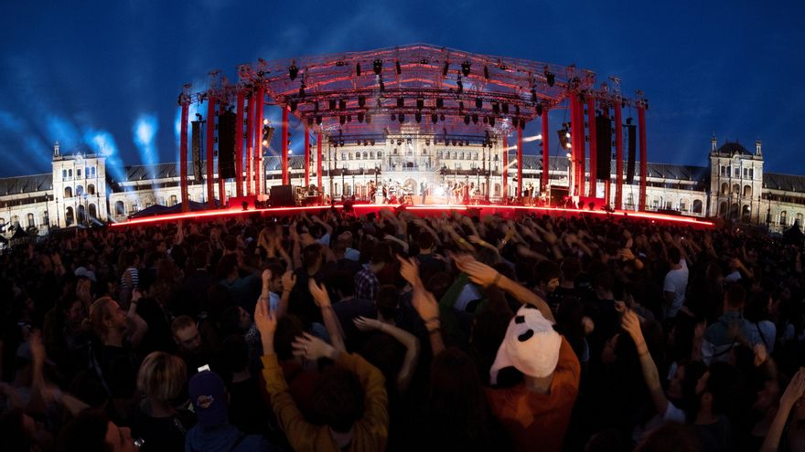 Los integrantes del grupo de indie rock León Benavente durante uno de sus conciertos EFE/Javier Cebollada