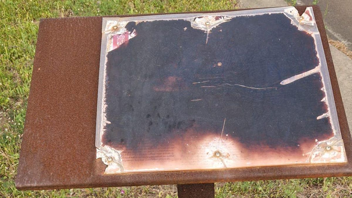 El PSOE de El Paso “lamenta el estado de abandono” de los paneles de información turística del municipio