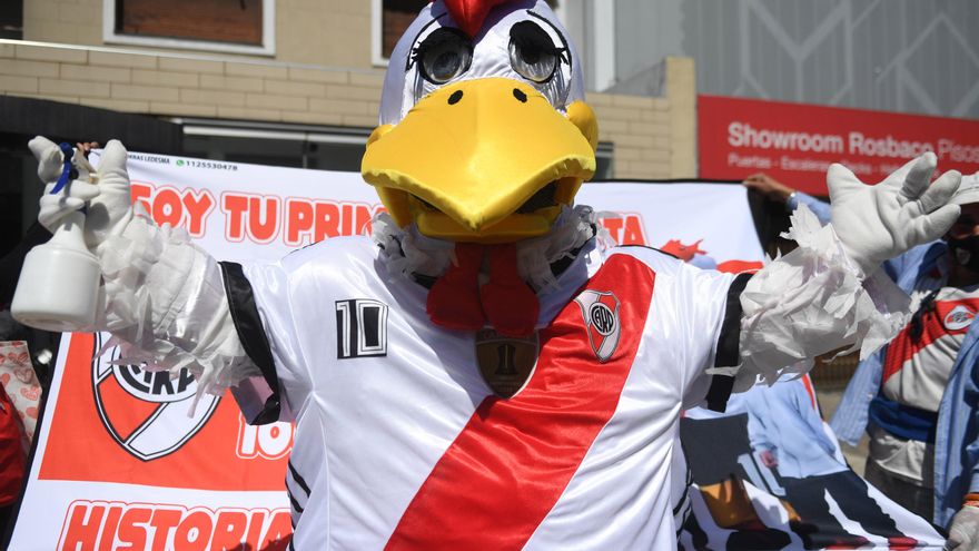 Los hinchas volvieron a vibrar en el Monumental en este Superclásico