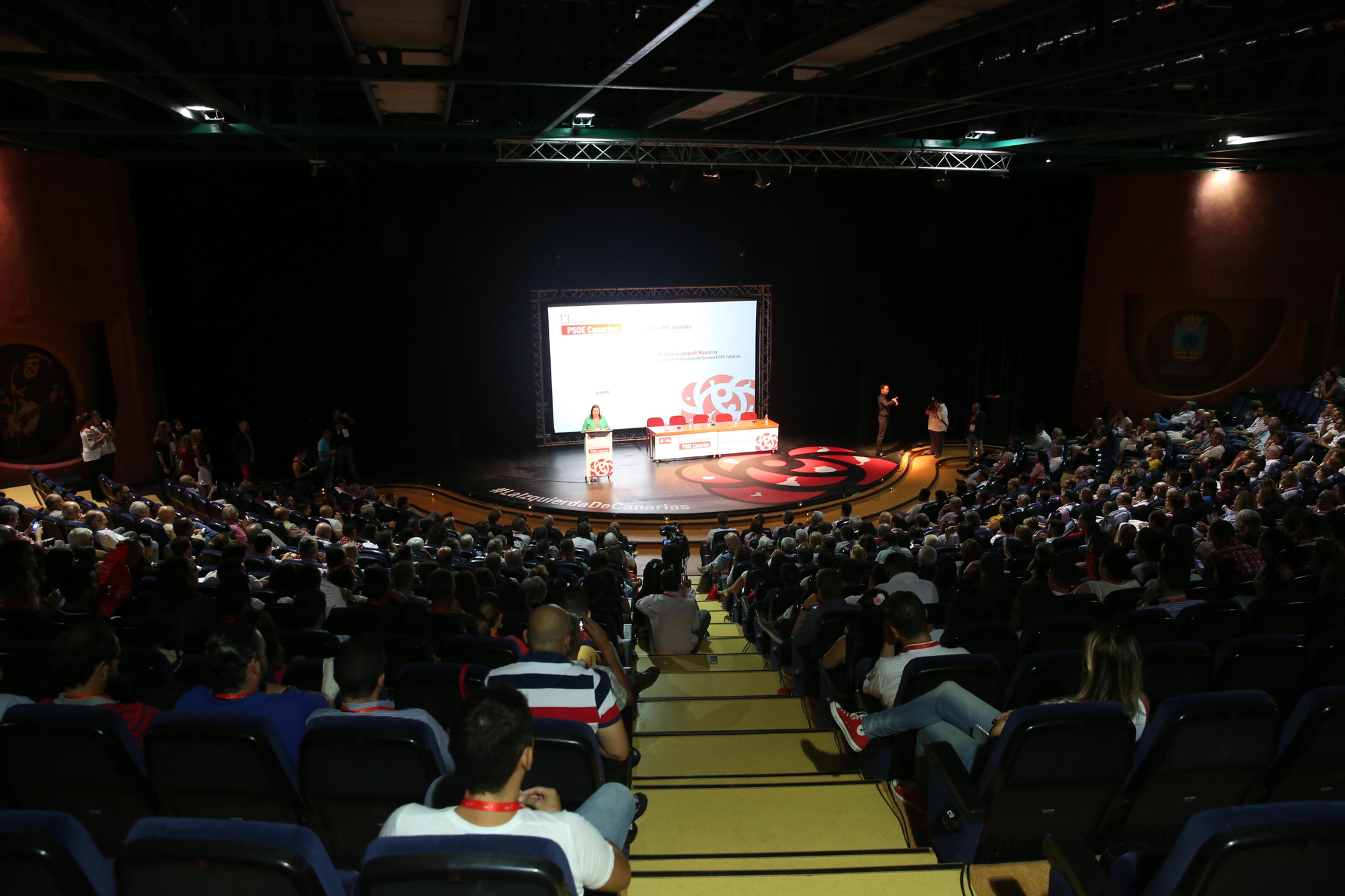 Marian Franquet inaugura el Congreso en el Teatro Víctor Jara. (Alejandro Ramos).