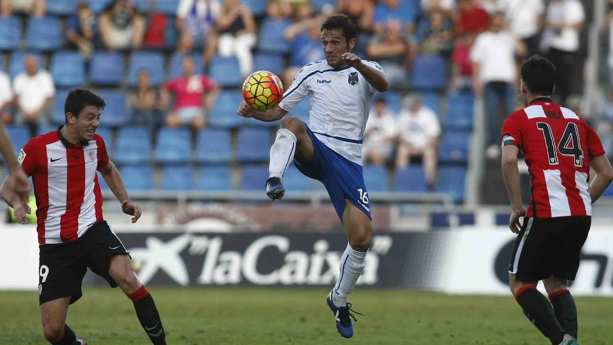 El CD Tenerife recibe a un rival clásico de los años ochenta