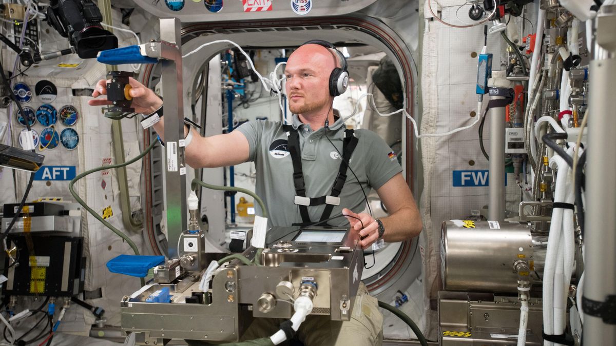 El primer experimento GRIP realizado por el astronauta alemán Alexander Gerst en 2018.