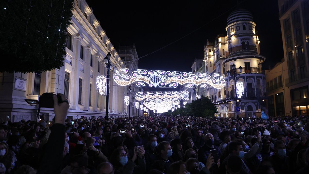 Sevilla ilumina su Navidad