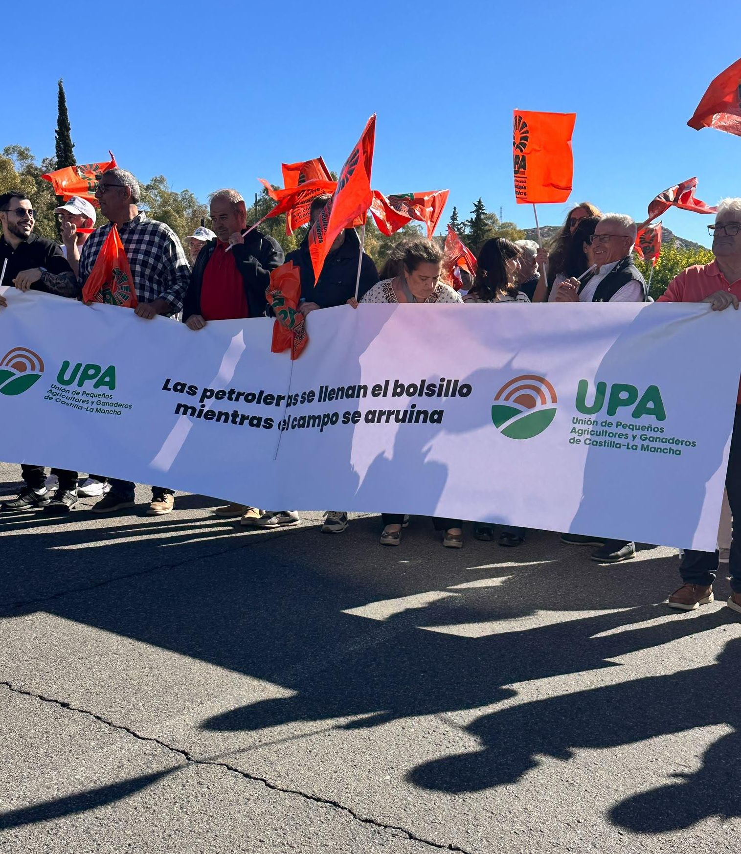 Pancarta que encabezaba la protesta